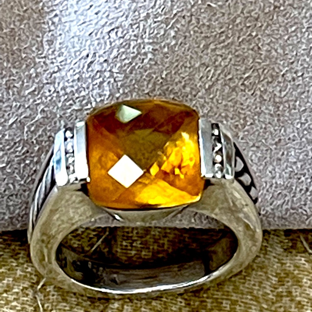 Vintage designer David Yurman yellow topaz ring Sterling silver. Size 6 1/2